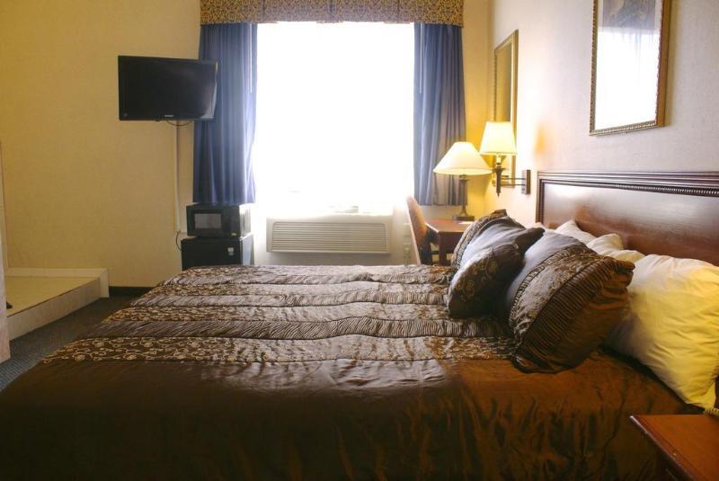 Raritan Hotel Edison Buitenkant foto