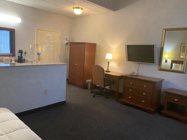 Raritan Hotel Edison Buitenkant foto